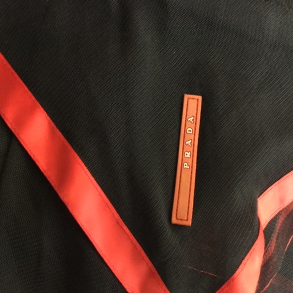 PRADA Vintage Midi Skirt Mesh Handkerchief Hem Pull On Skirt Black Red Sz S - Picture 6 of 7